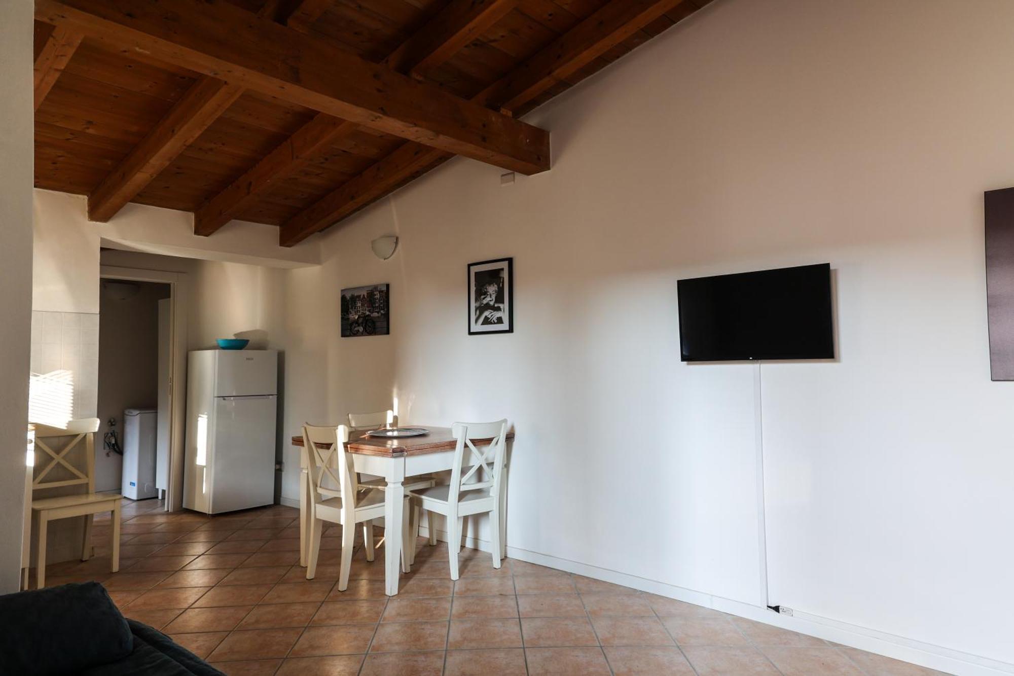 La Casa Di Rosy Apartment Oleggio Exterior foto